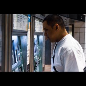 Meet your Posher, Victor